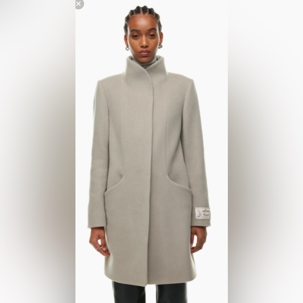 Artizia Wilfred pillar grey short cocoon jacket size small/wool & cashmere combo